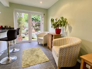 Dining Area- click for photo gallery
